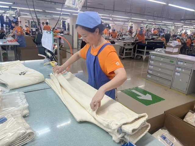 QC inspection at the Guangzhou workshop