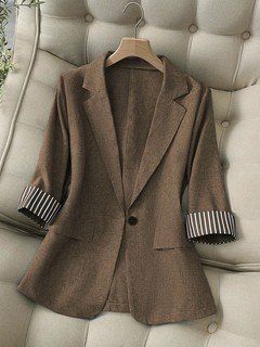 Garment front view of the brown striped-cuff three-quarter-sleeve tailored blazer, showing the silhouette and fit.