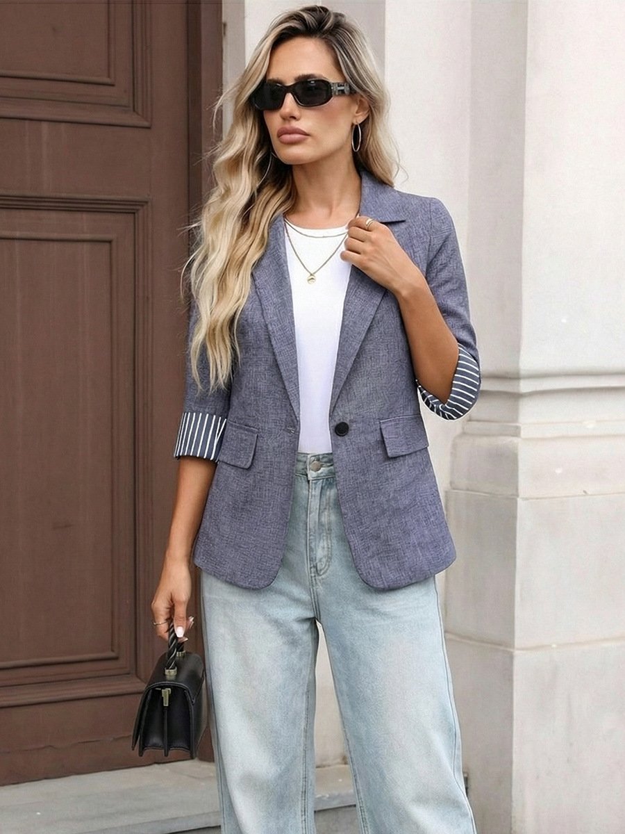 Gray Striped Three-Quarter-Sleeve Single-Button Blazer – Front View Front view of the gray striped three-quarter-sleeve single-button blazer, showing the silhouette and fit.