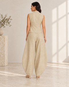 Wholesale women sleeveless vest pants set back view