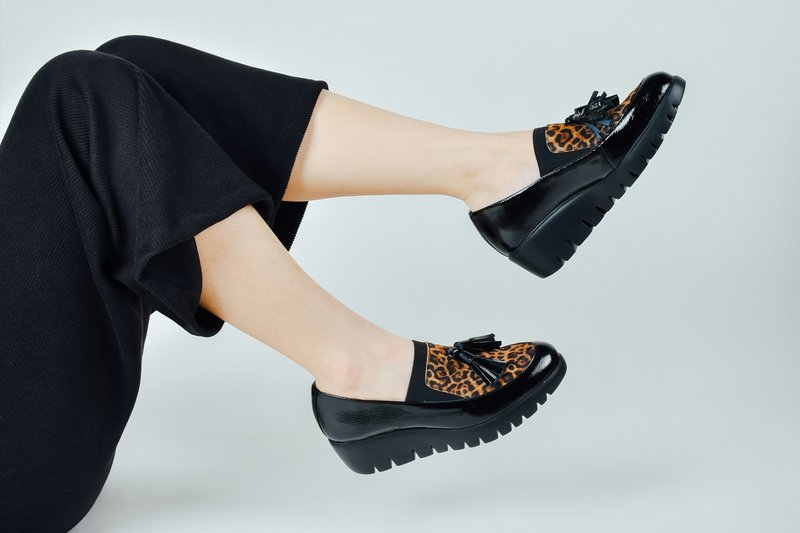 Animal Prints, High-Heels and Bright, Light Colors set to Dominate Summer Sales Demand