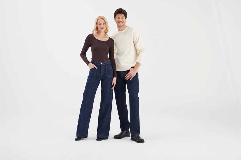 Denim trends 2026: Darker tones, refined cuts and seasonal balance