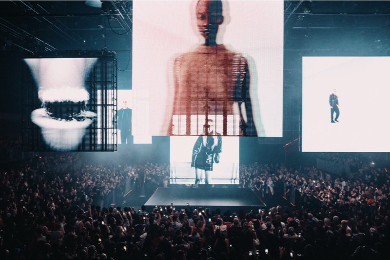 H&M to return to London Fashion Week with coed show
