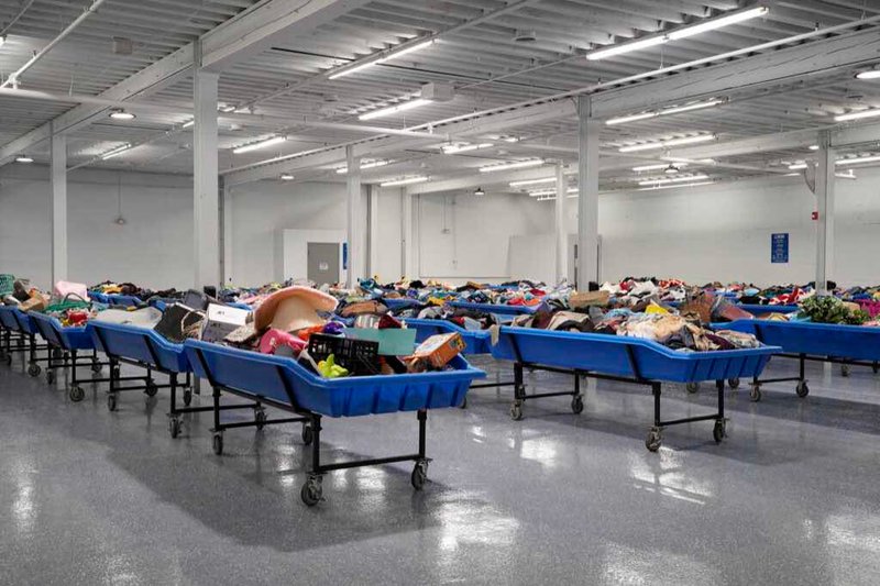 SMART urges local governments to use clothing bins responsibly