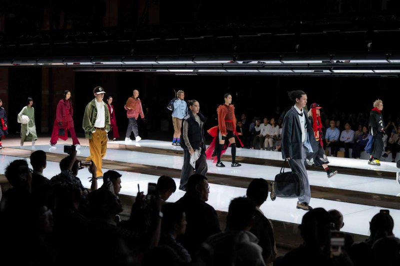 Shanghai Fashion Week SS26: Nostalgia, tradition and play on archetypes