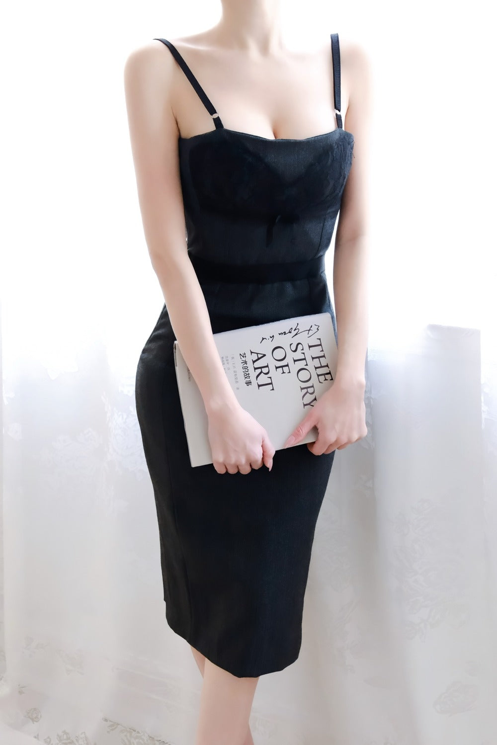 Office Siren: Dolce & Gabbana's Grey Lace Power Dress