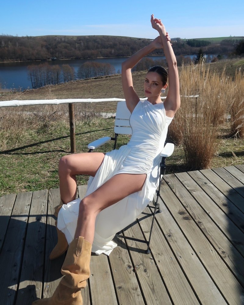 Asymmetric Draped White Maxi Dress H6884