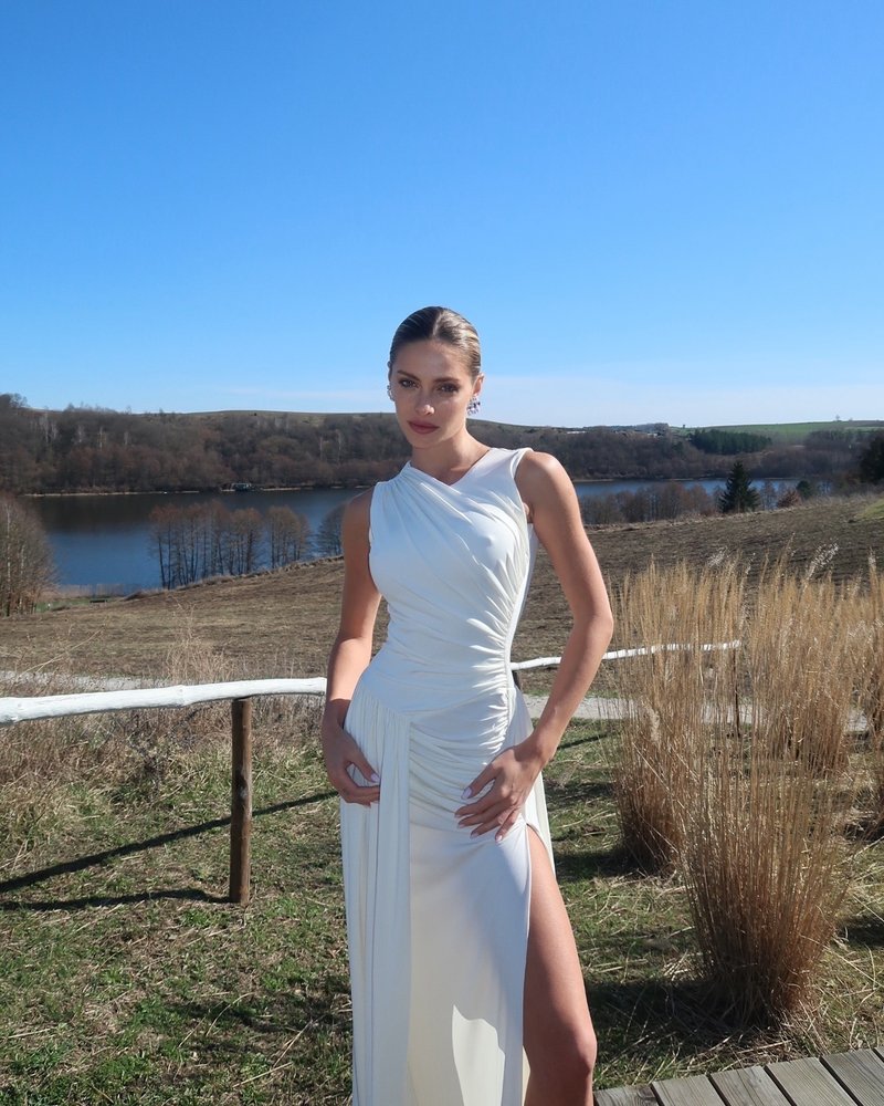 Asymmetric Draped White Maxi Dress H6884