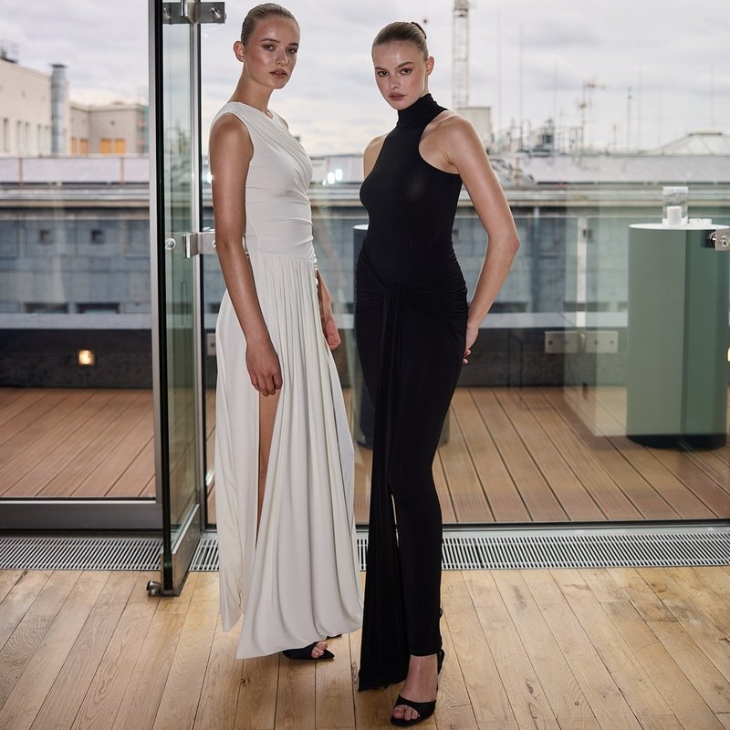 Asymmetric Draped White Maxi Dress H6884