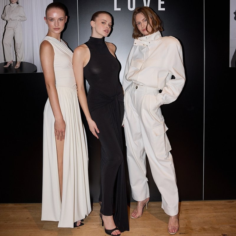 Asymmetric Draped White Maxi Dress H6884