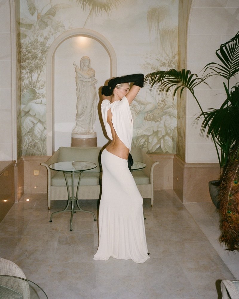 Backless Bow Detail Gown H6840