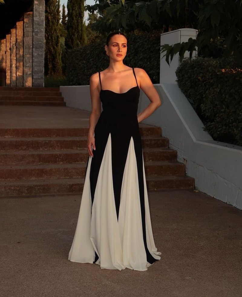 Black and Ivory Split Maxi Dress H6487