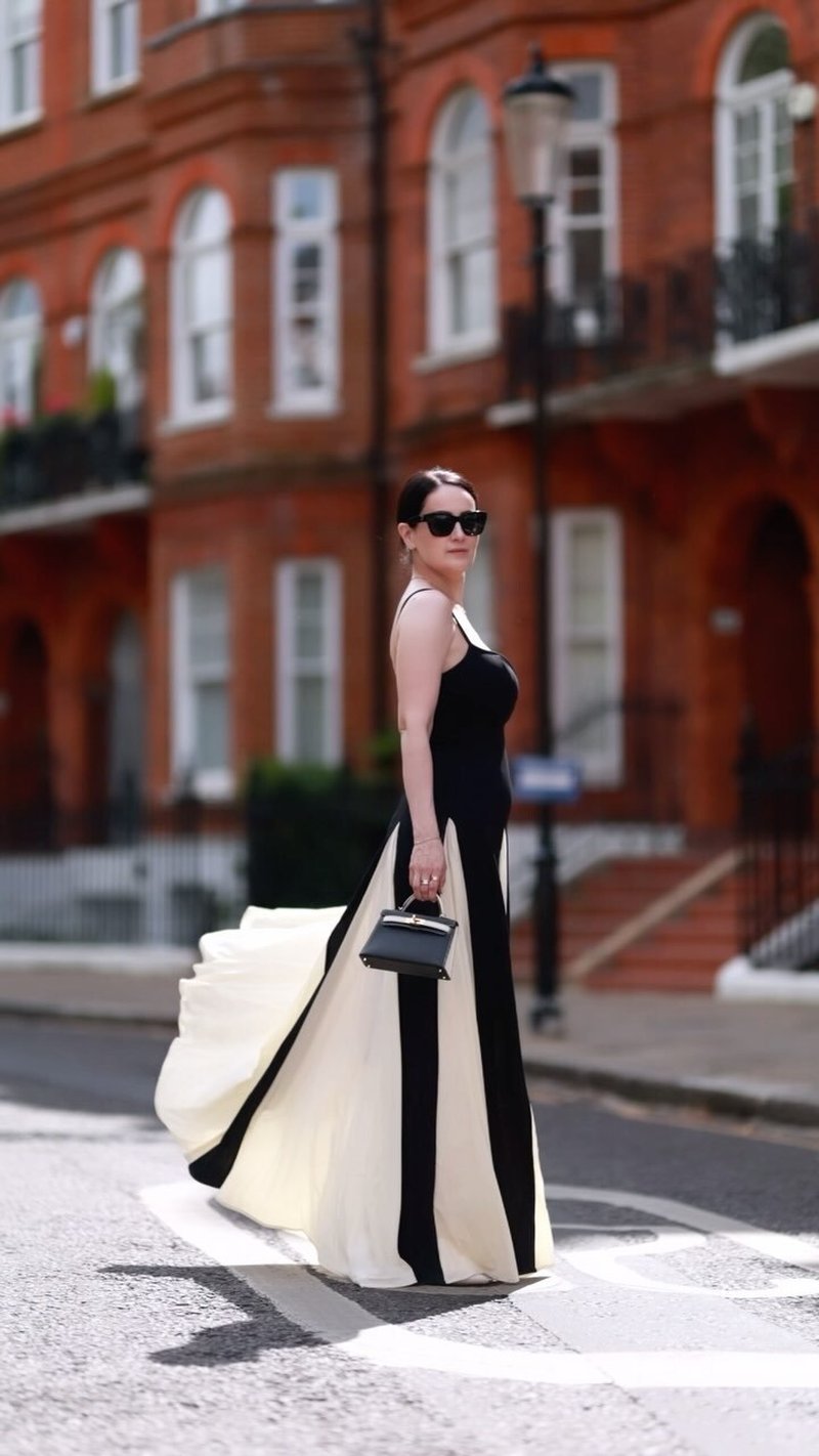 Black and Ivory Split Maxi Dress H6487