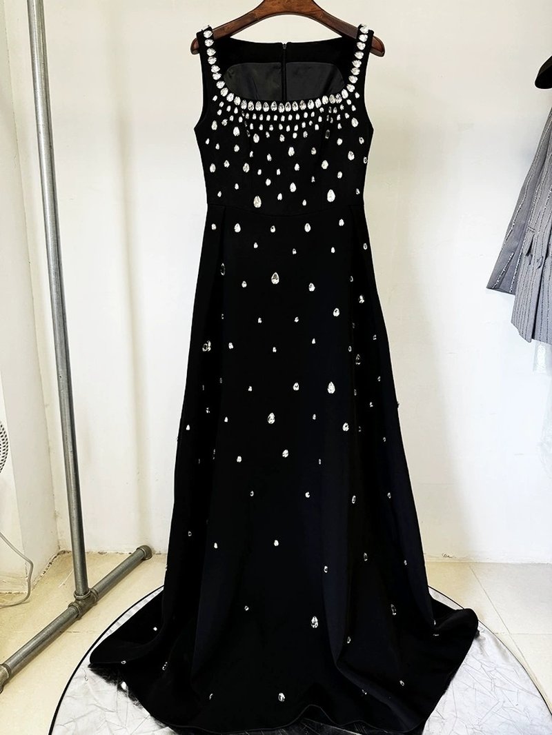 Black Embellished Sleeveless Maxi Dress H6586