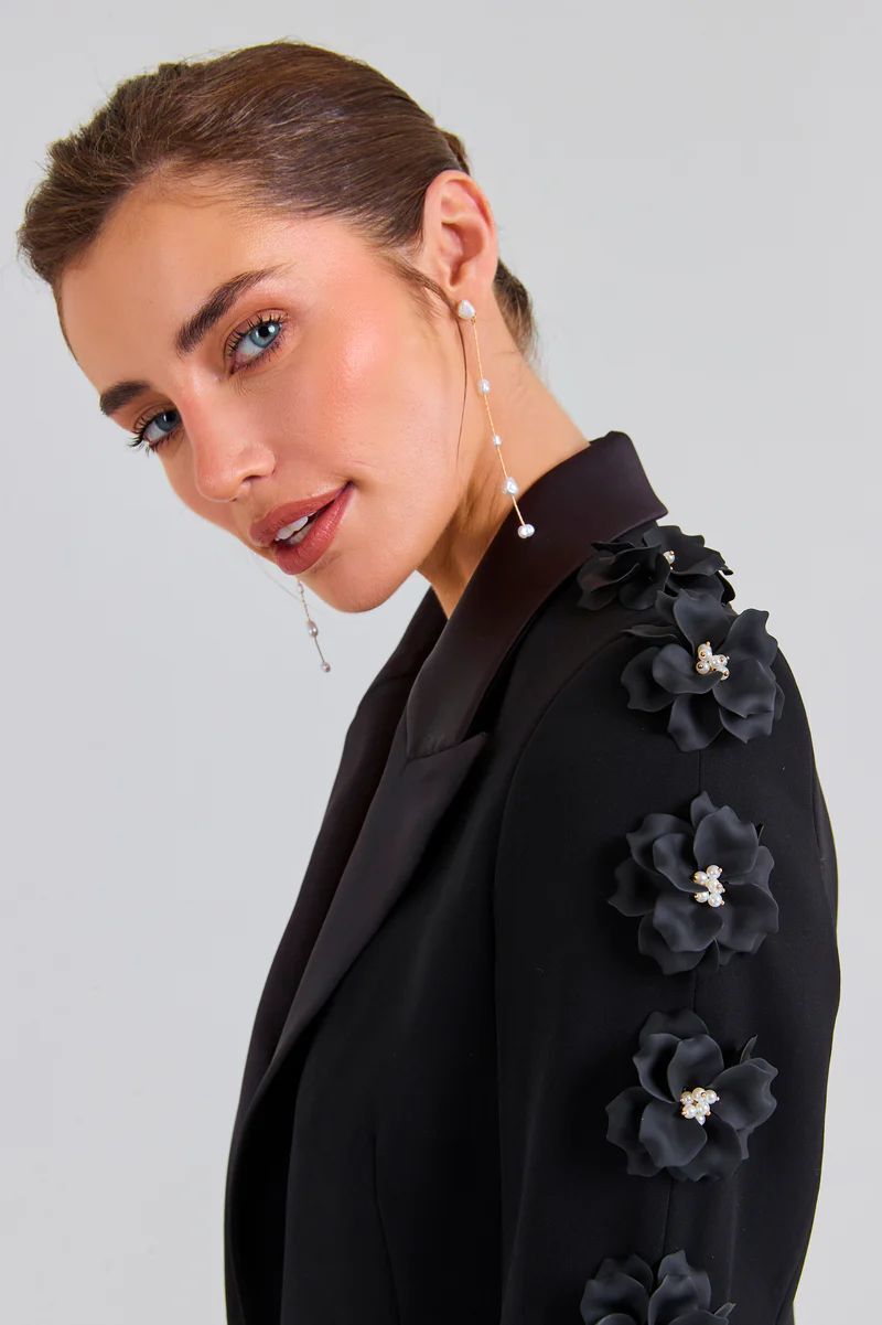 Black Floral Embellished Tuxedo Suit H6413