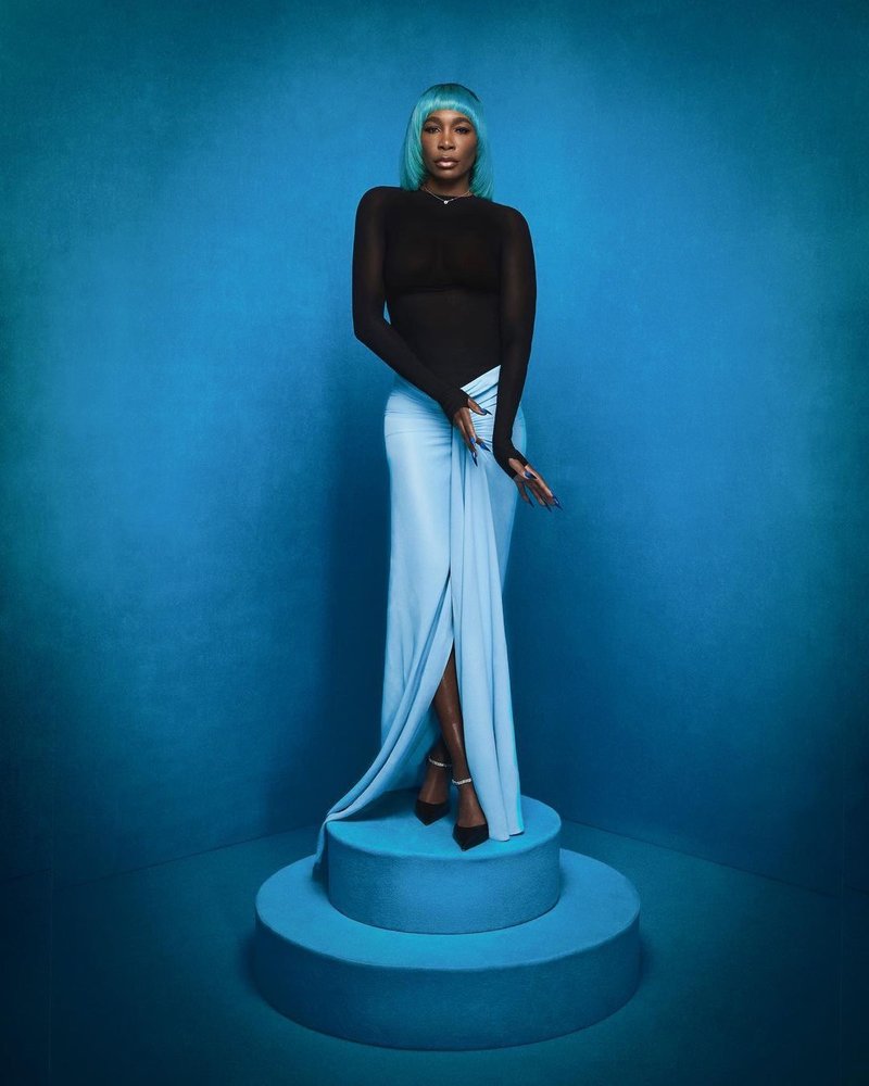 Black Long Sleeve Blue Ruched Maxi Dress H6003