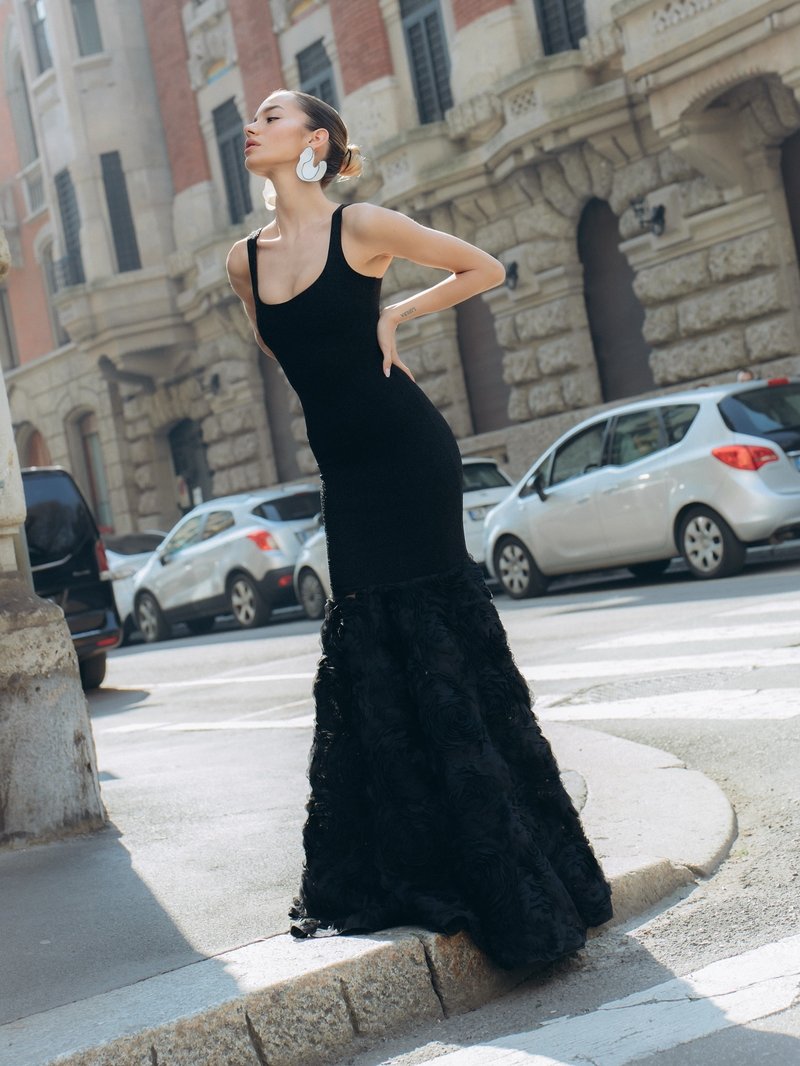 Black Rose Embellished Mermaid Gown H6845