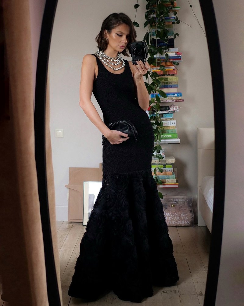 Black Rose Embellished Mermaid Gown H6845