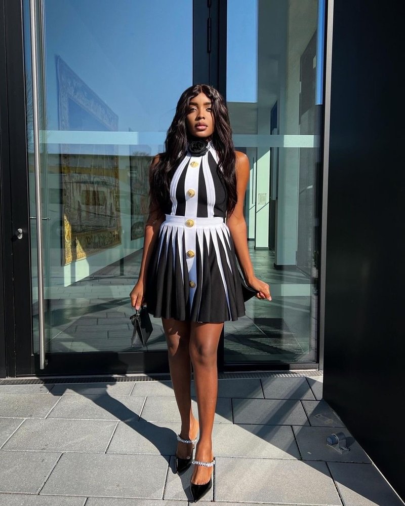 Black White Striped Pleated Mini Dress H6342