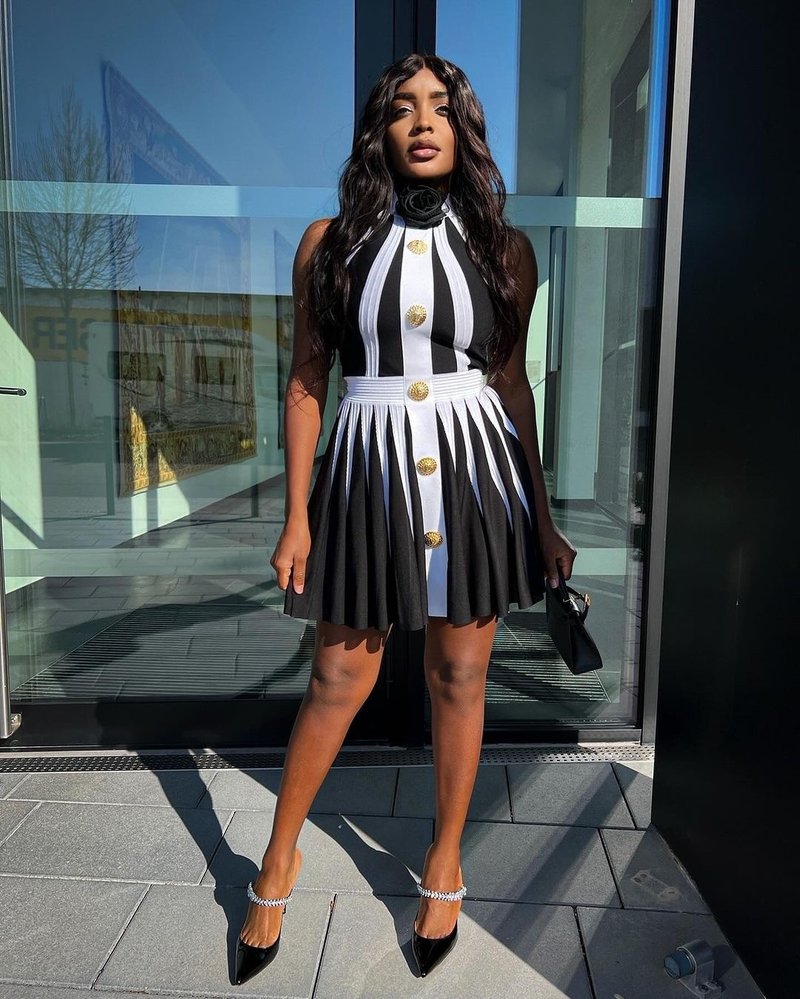Black White Striped Pleated Mini Dress H6342