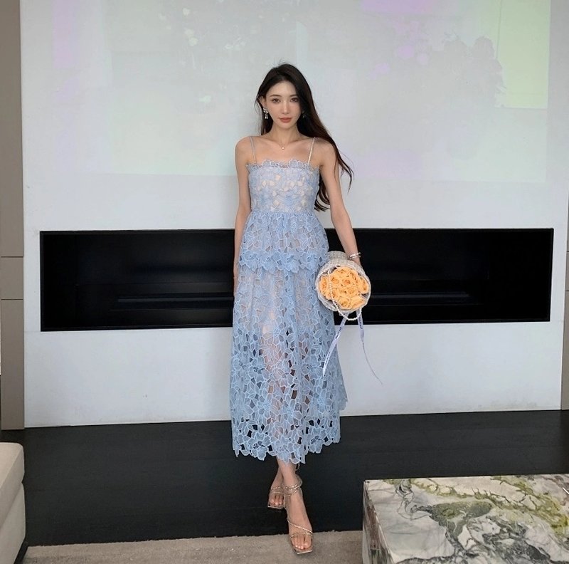 Blue Lace Strappy Midi Dress H6297
