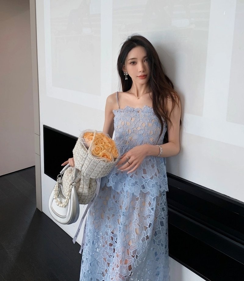 Blue Lace Strappy Midi Dress H6297