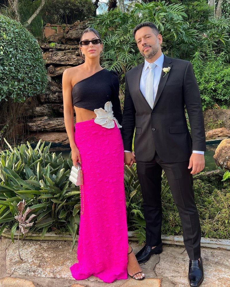 Deep V Neck Long Sleeve Crop Top with High Slit Maxi Skirt Set H6076