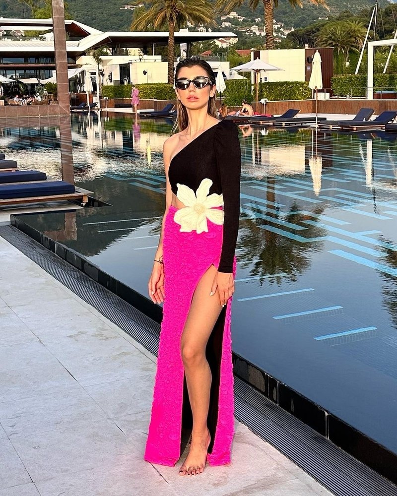 Deep V Neck Long Sleeve Crop Top with High Slit Maxi Skirt Set H6076