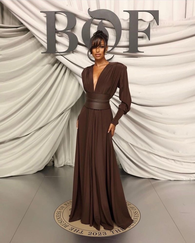 Deep V-Neck Pleated Maxi Dress H6180