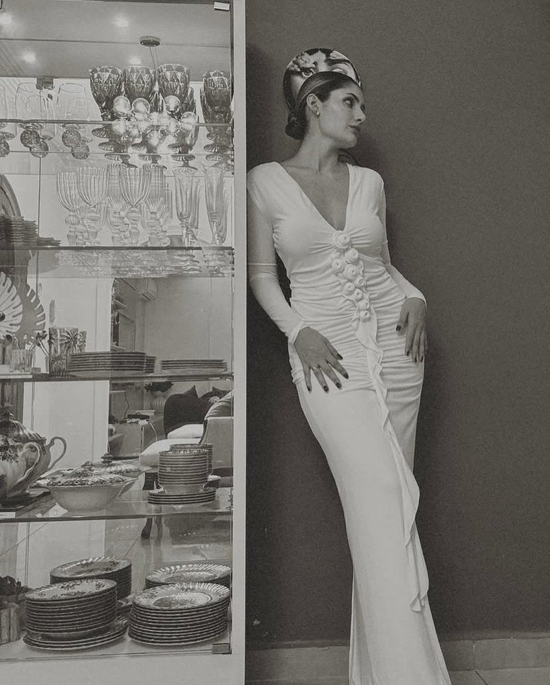 Deep V-Neck Ruched White Maxi Dress H6722