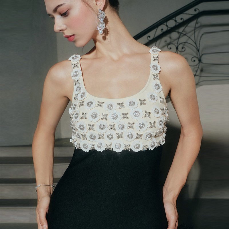 Fashion Embroidered Top Black Mermaid Gown H7156
