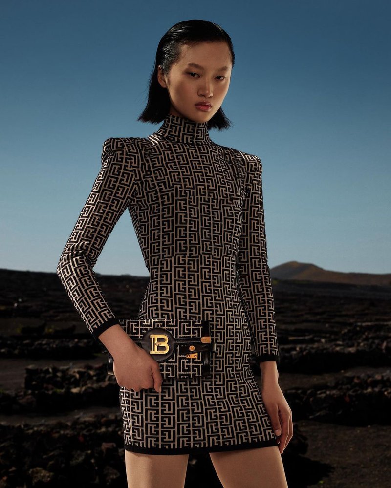 Geometric Print High Neck Mini Dress H3608