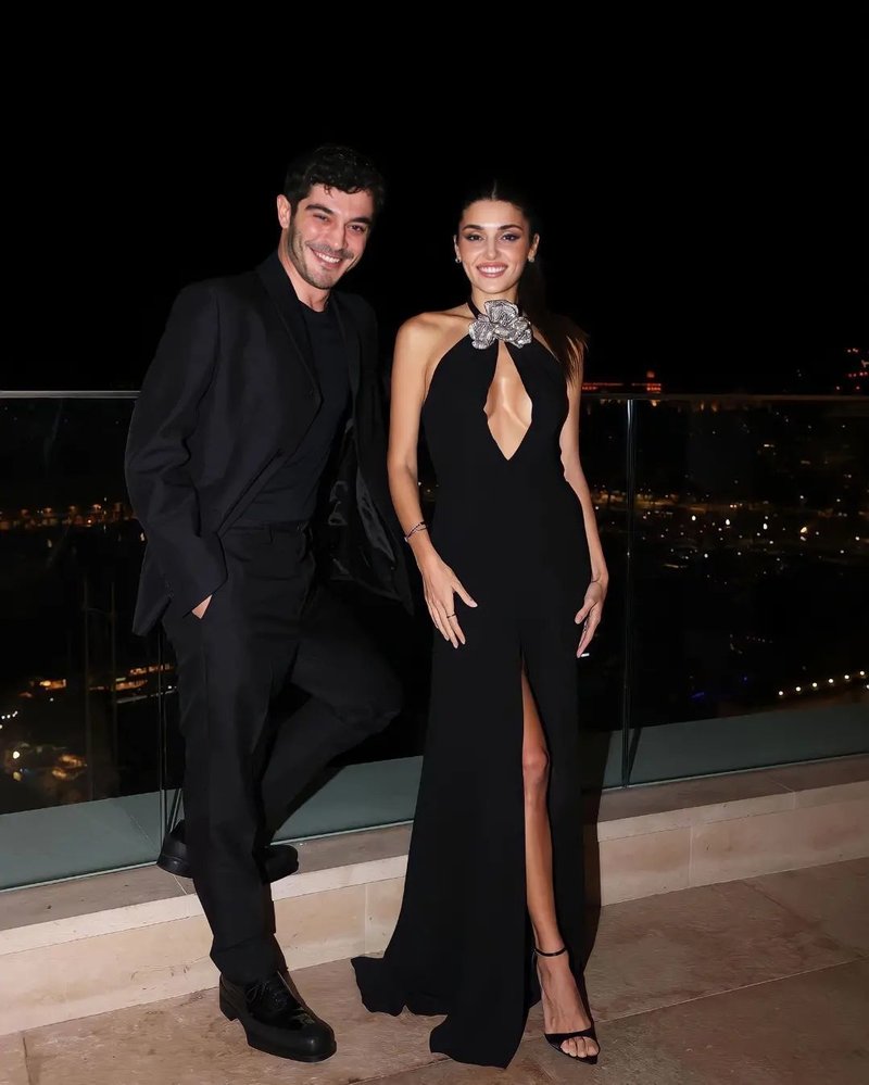 Halter Neck Black Mermaid Gown H6192