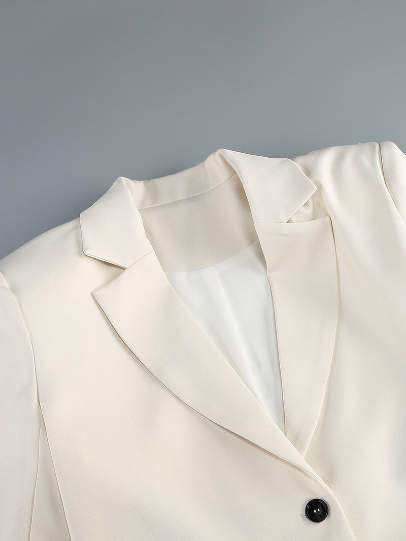 Ivory Fringe Sleeve Tuxedo Suit H7107