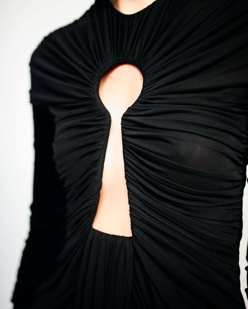 Keyhole Cutout Black Velvet Gown H6444
