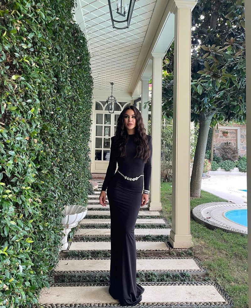 Long Sleeve Crystal Belt Maxi Dress H6132