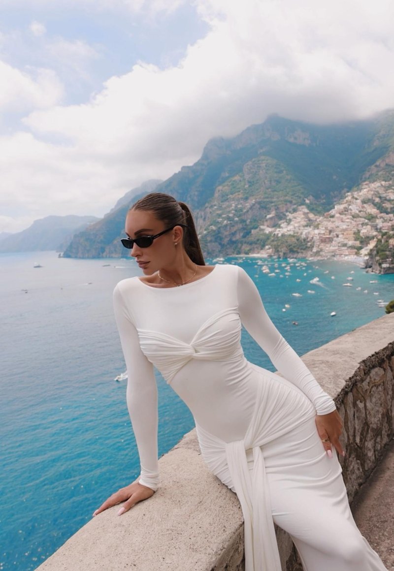 Long Sleeve Knot Front Maxi Dress H6507