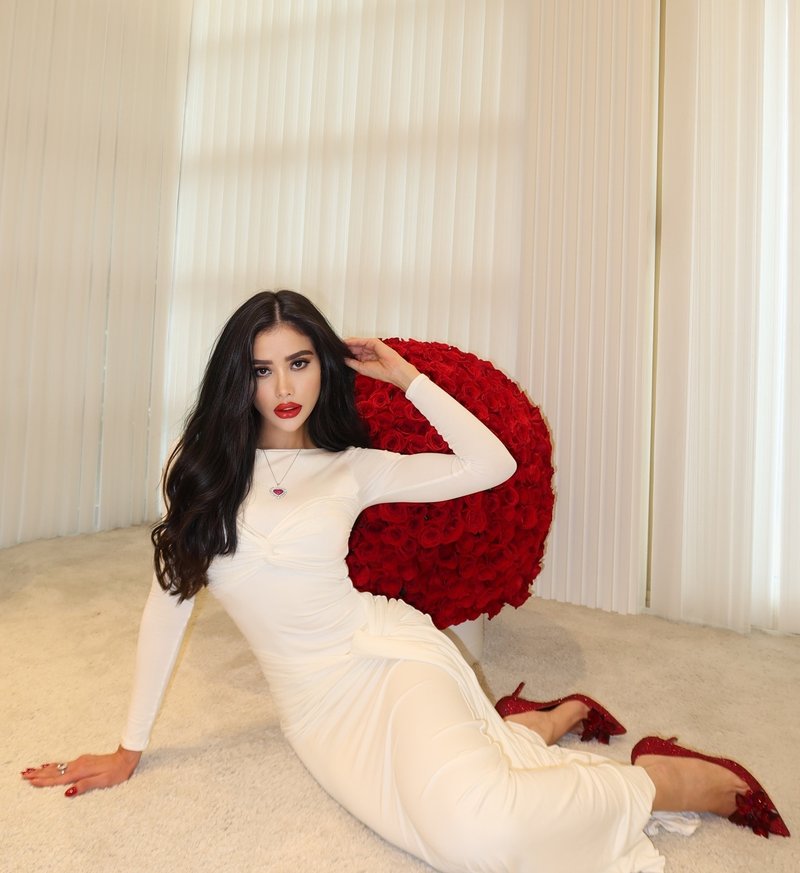 Long Sleeve Knot Front Maxi Dress H6507