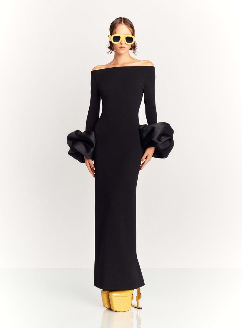 Off Shoulder Bell Sleeve Red Gown H6511