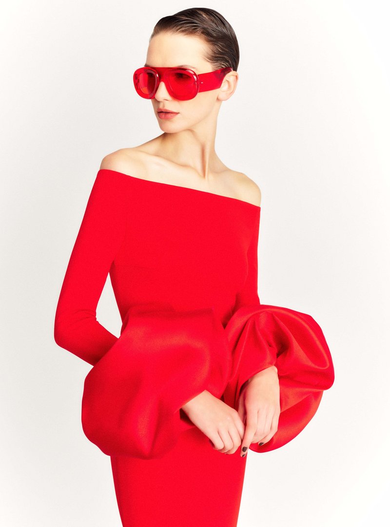 Off Shoulder Bell Sleeve Red Gown H6511