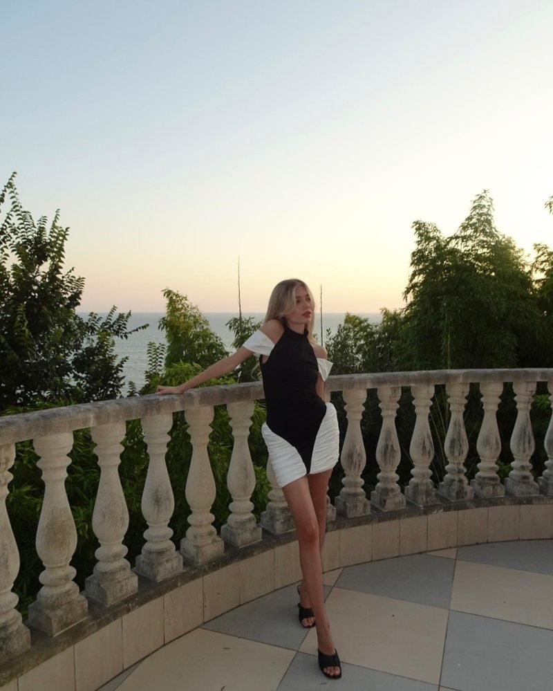 Off-Shoulder Black and White Ruched Mini Dress H6900