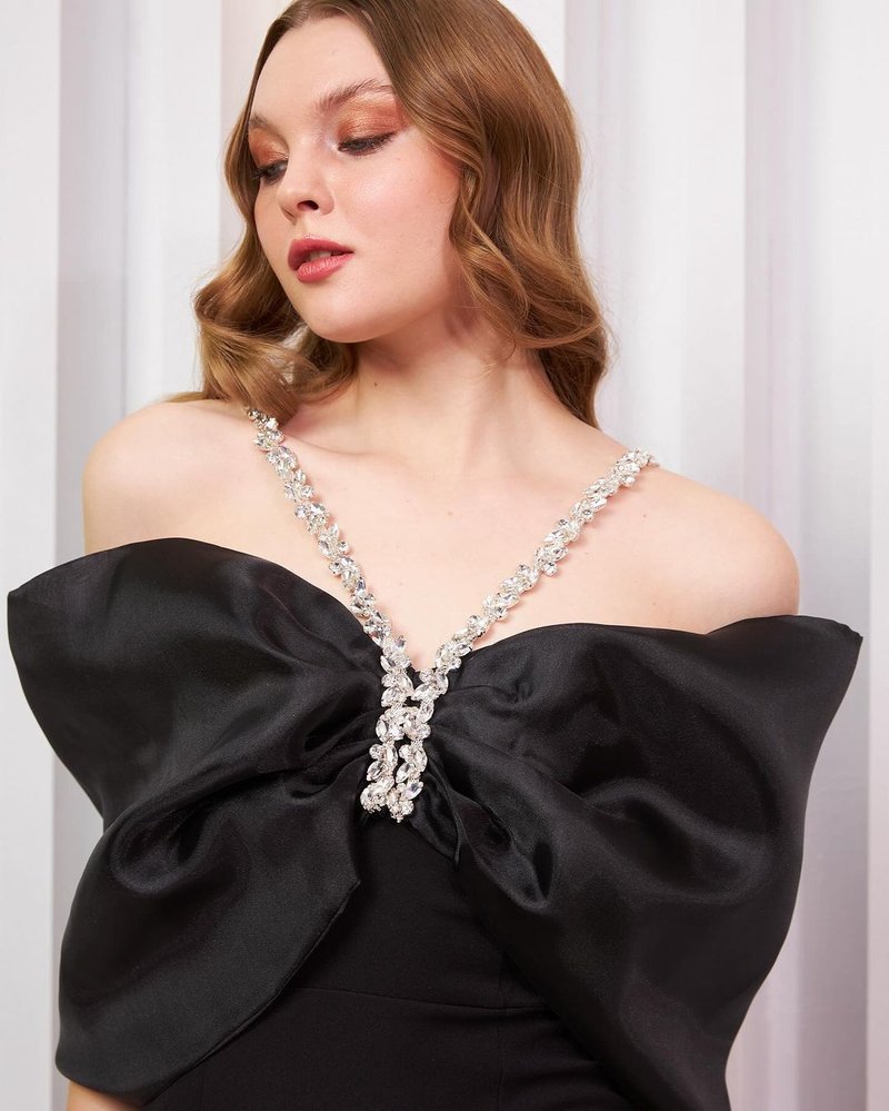 Off Shoulder Bow Satin Maxi Dress H6484