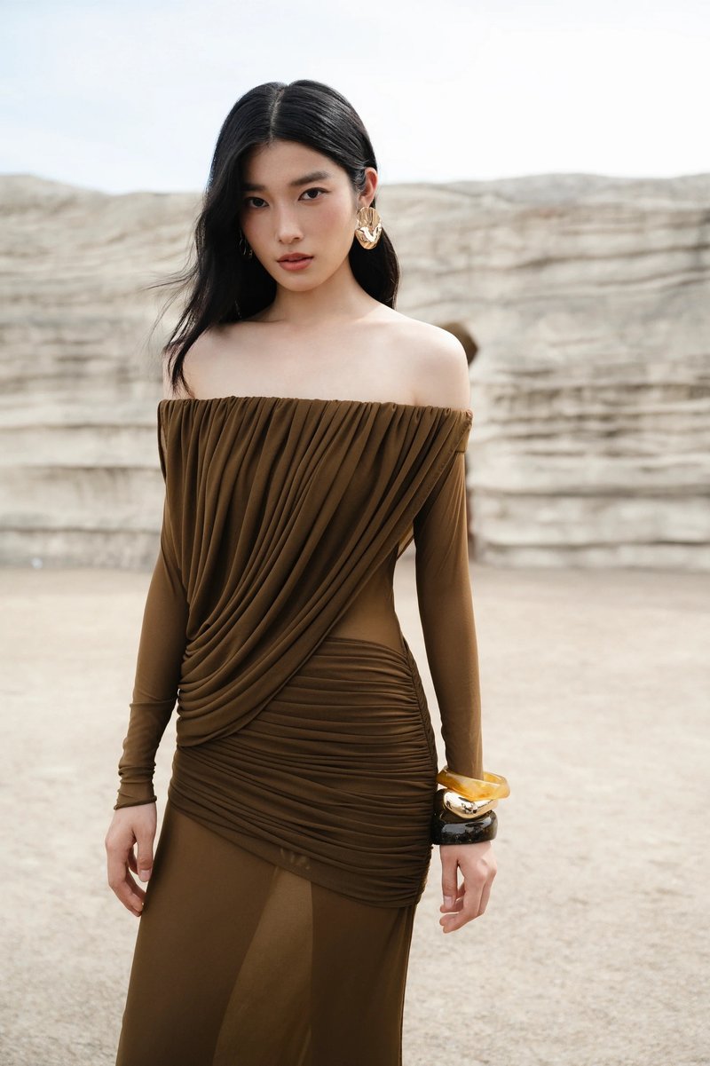 Off-Shoulder Draped Gown H7098
