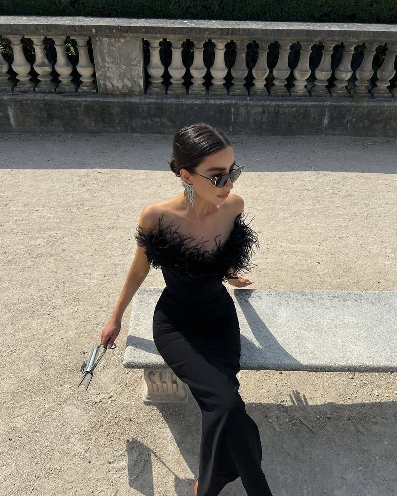 Off-Shoulder Feather Red Maxi Dress H5430