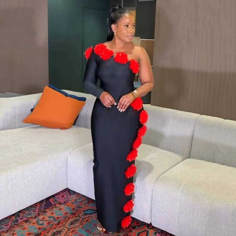 Off-Shoulder Red Flower Embellished Gown H6823