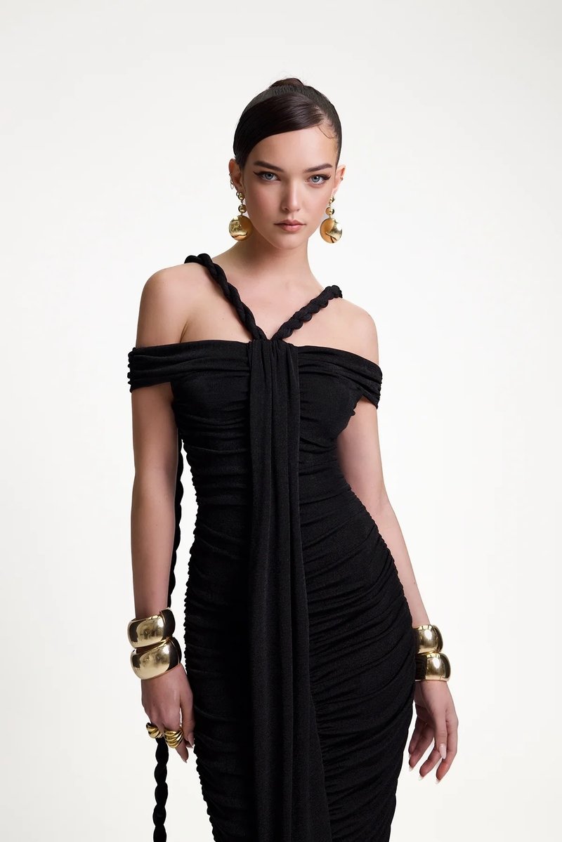 Off-Shoulder Ruched Maxi Dress H6488