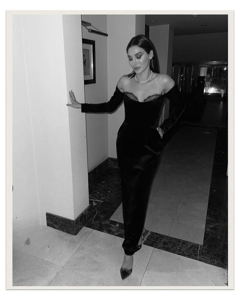Off-Shoulder Velvet Midi Dress H6122