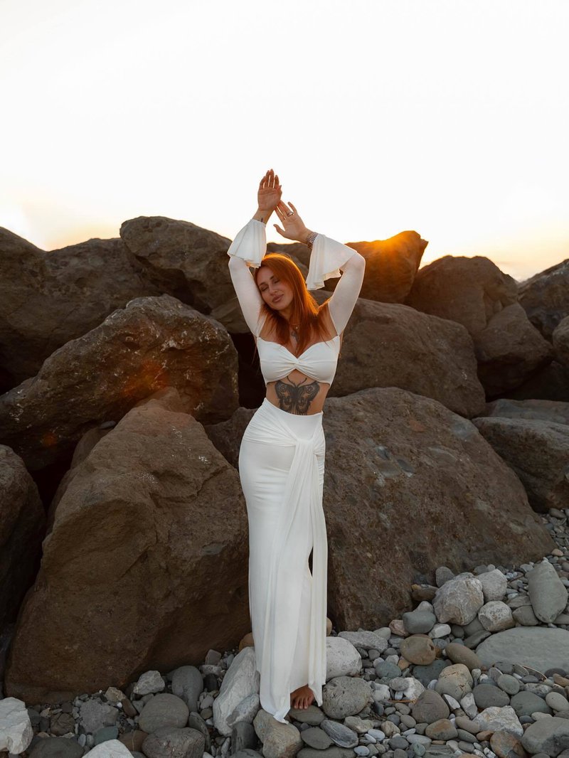 Off Shoulder White Maxi Dress H6899