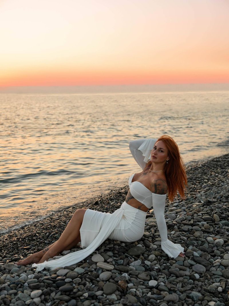 Off Shoulder White Maxi Dress H6899