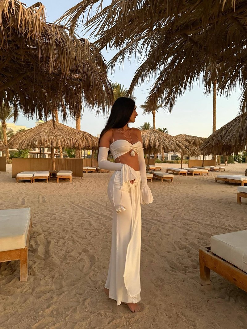 Off Shoulder White Maxi Dress H6899